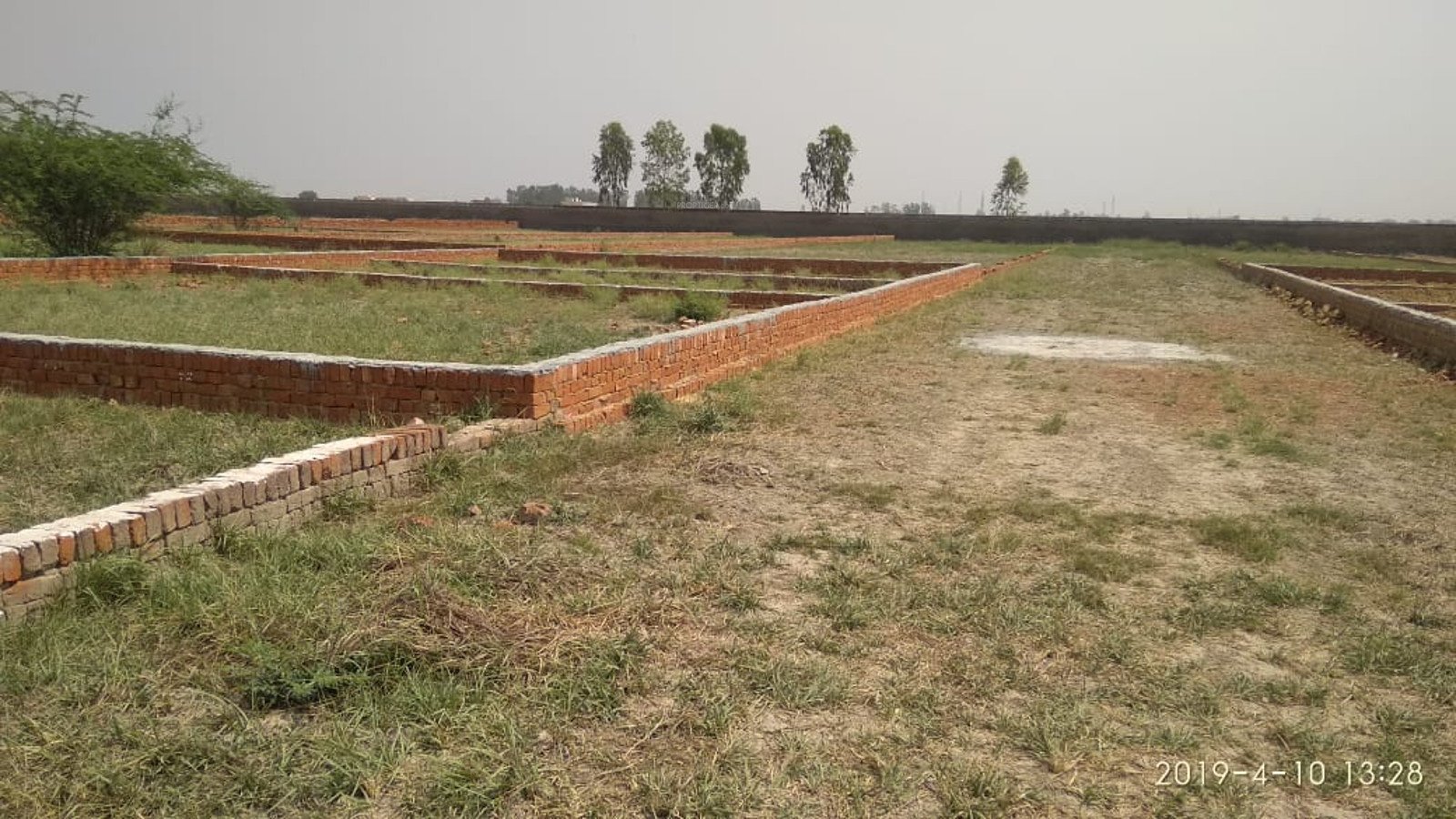Plots in Varanasi
								 Extension